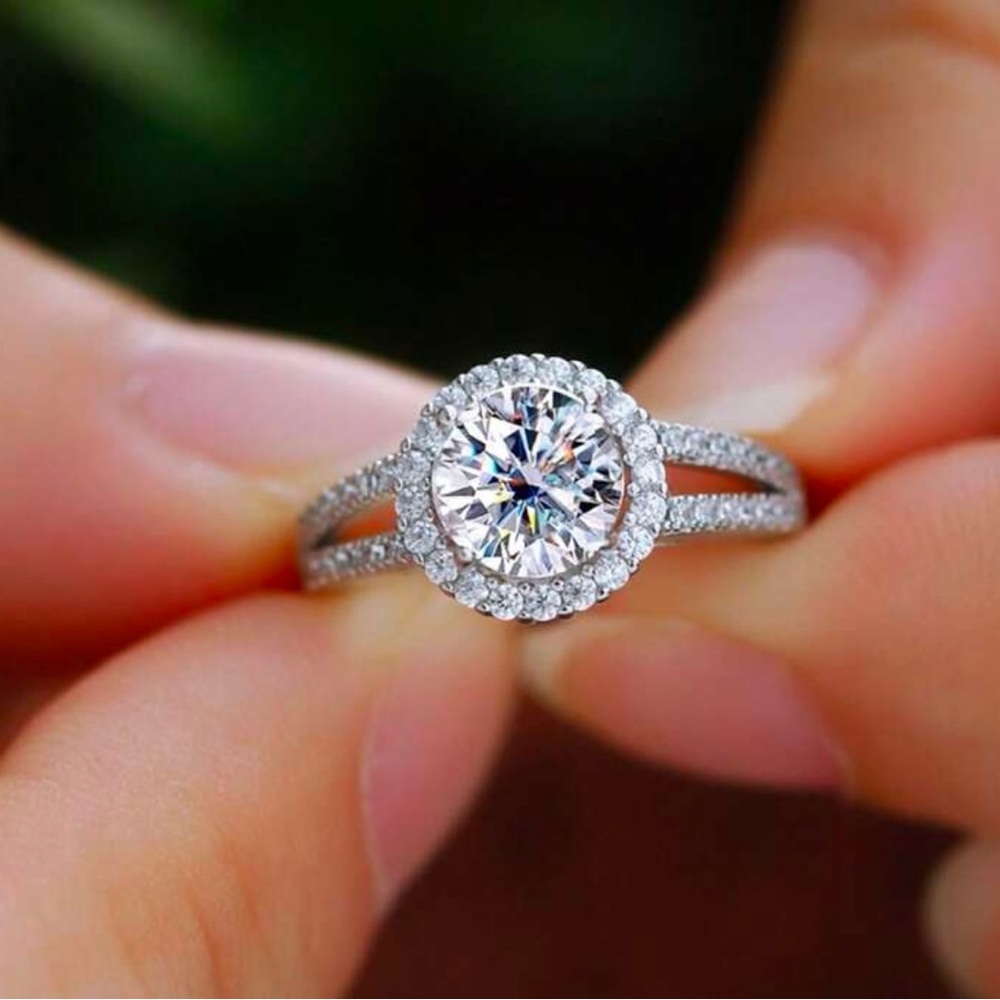 925 Sterling Silver Sparkling Round Cut Cubic Zirconia Double Layered Ring
